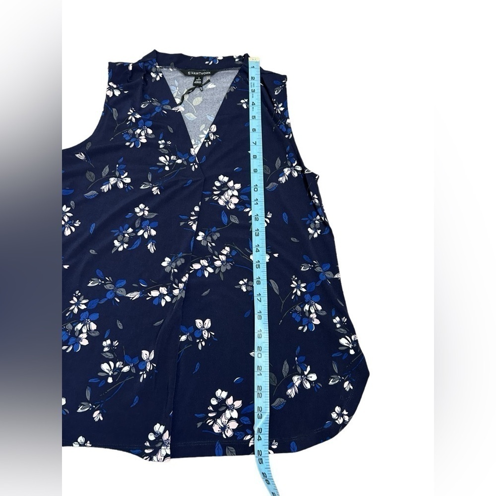 41 Hawthorn Stitch Fix Navy Floral Print Sleeveless VNeck Knit Blouse NWT Sz PS - Picture 8 of 8